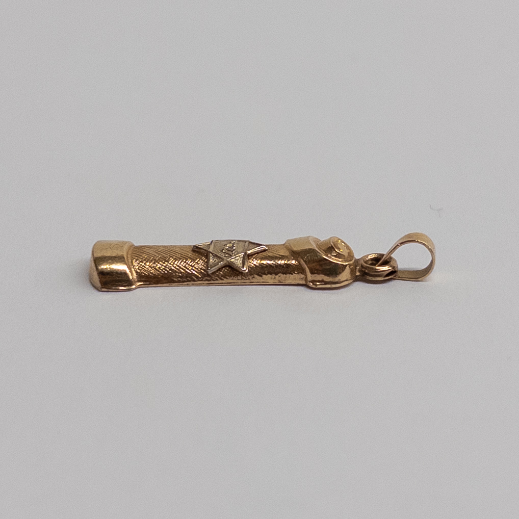 14K Gold Judaica Pendant