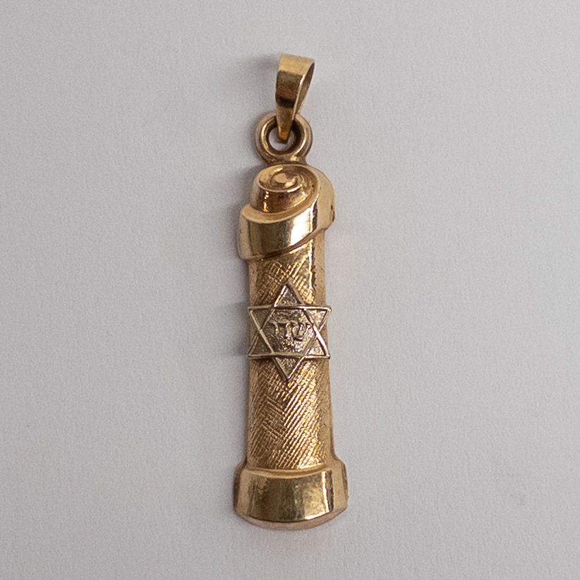 14K Gold Judaica Pendant