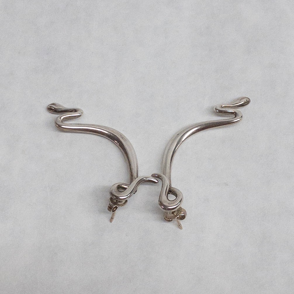 Tiffany & Co.X Elsa Peretti Sterling Silver Snake Movement Earrings