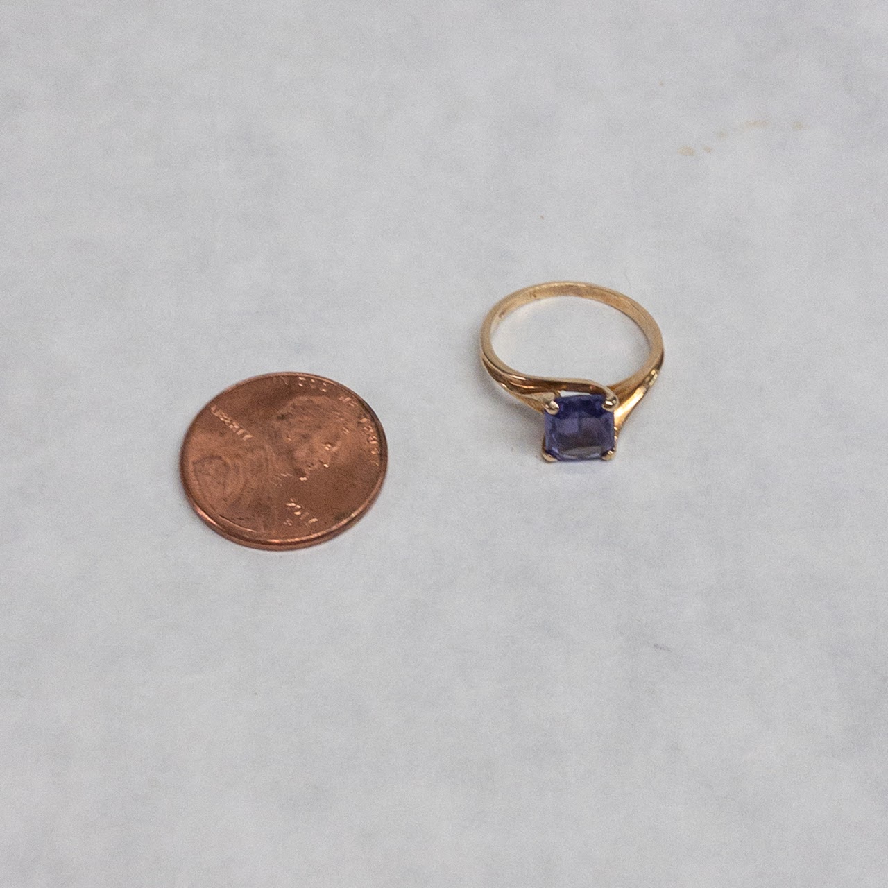 10K Gold and Amethyst Ring