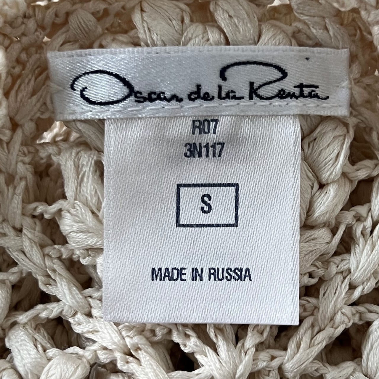 Oscar de la Renta Crocheted Ivory Silk Blouse