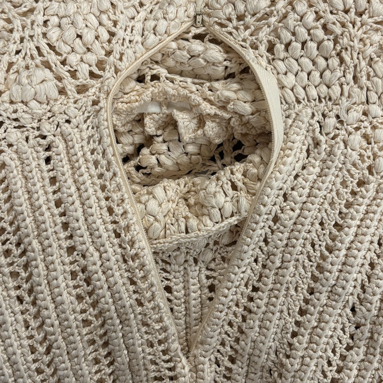 Oscar de la Renta Crocheted Ivory Silk Blouse