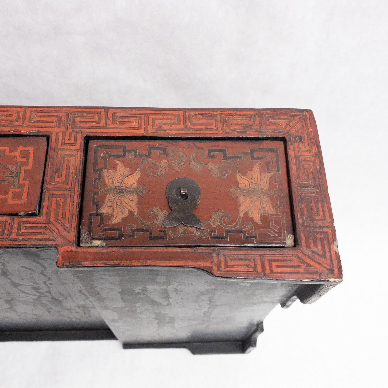 Chinese Table-Top Chest of Drawers