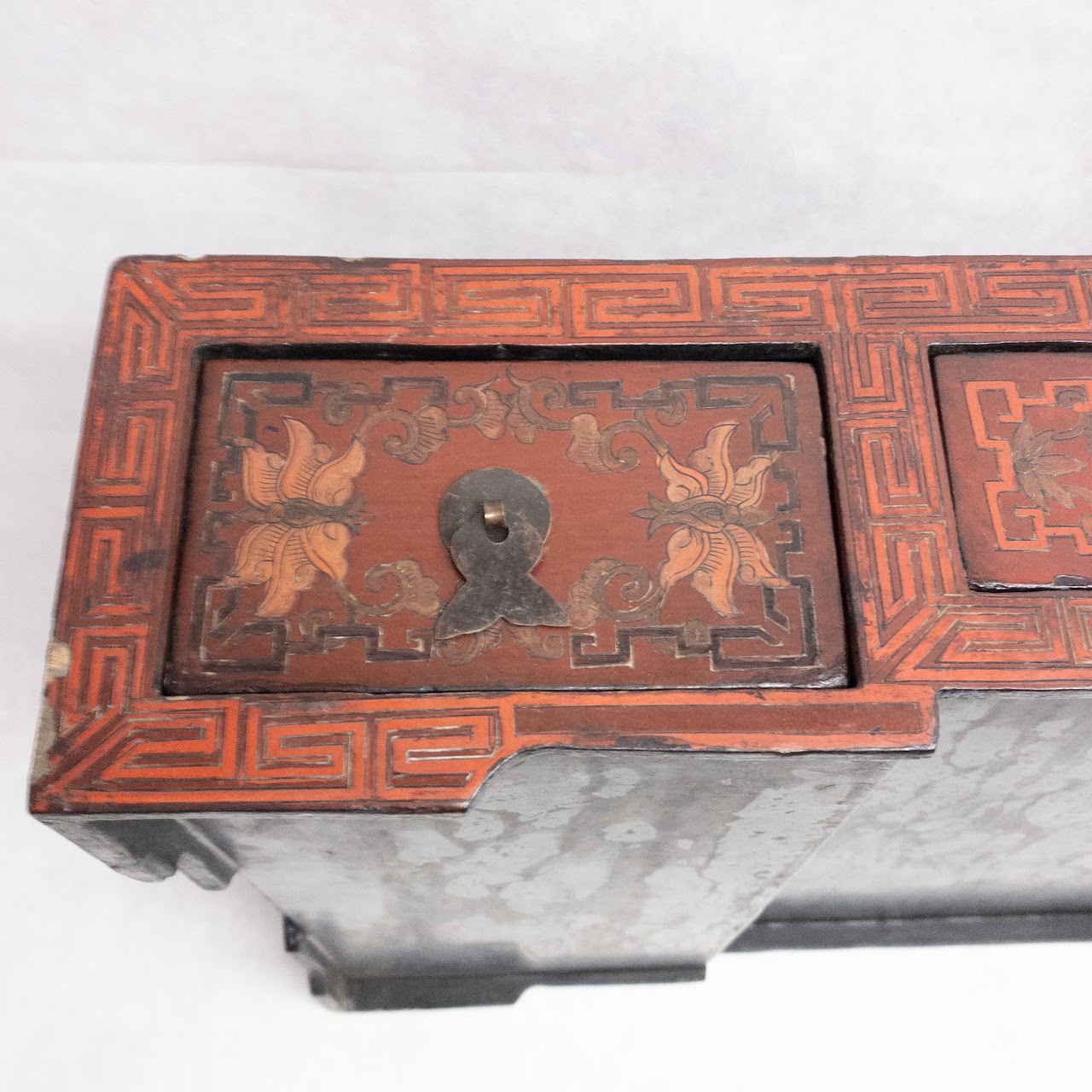 Chinese Table-Top Chest of Drawers