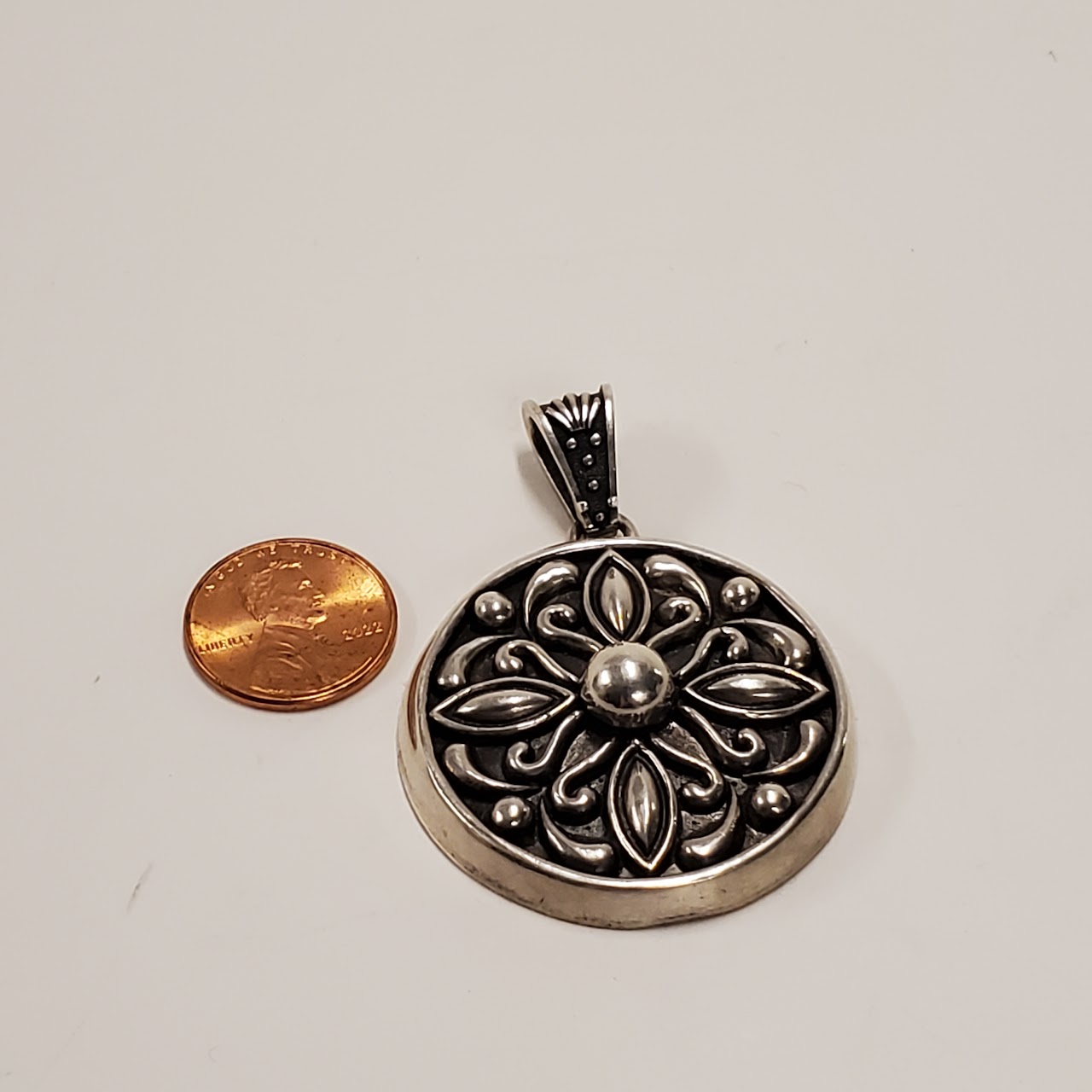 Mark Wasserman Samara Sterling Silver Flower Pendant