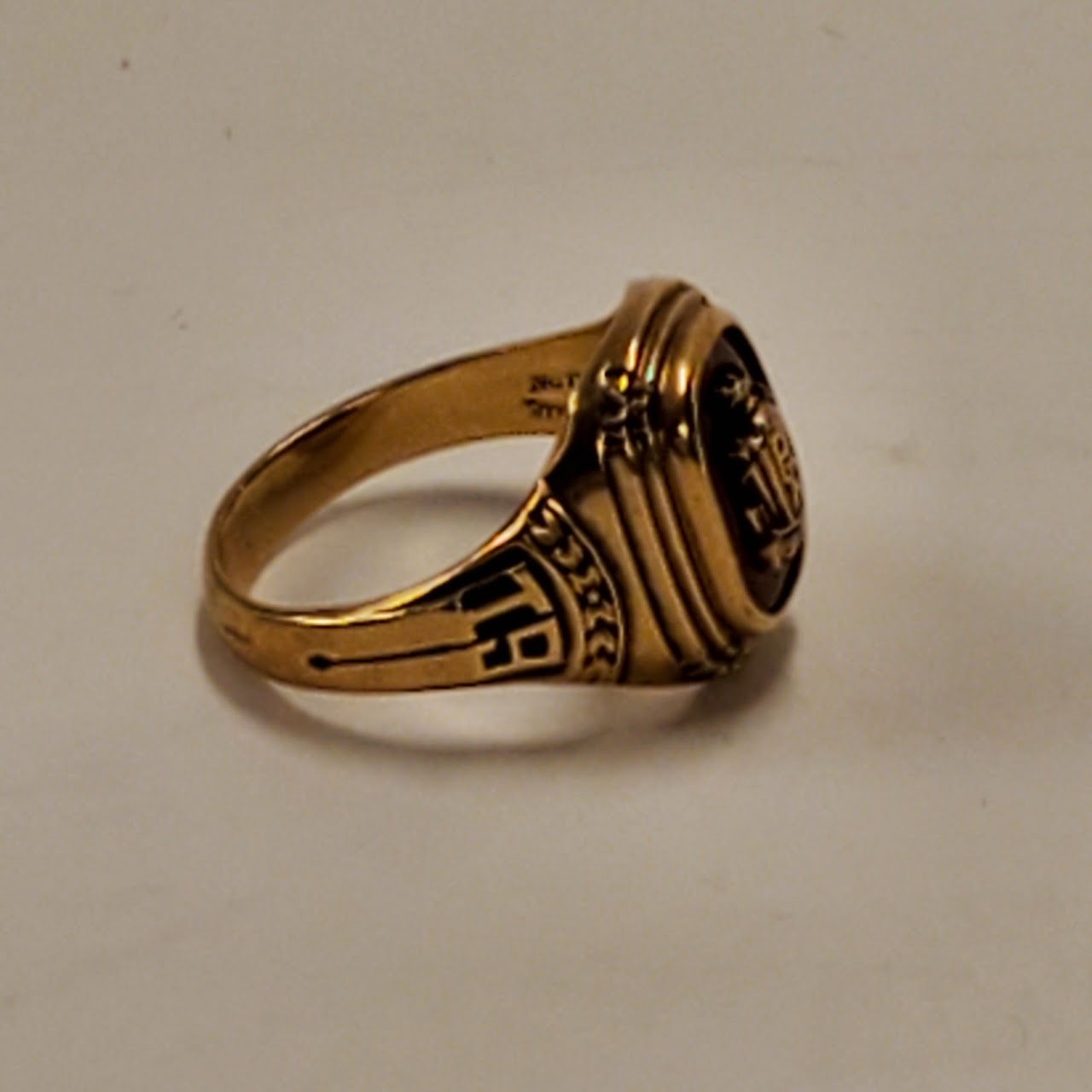 10K Gold Bay Ridge 1951 Class Ring