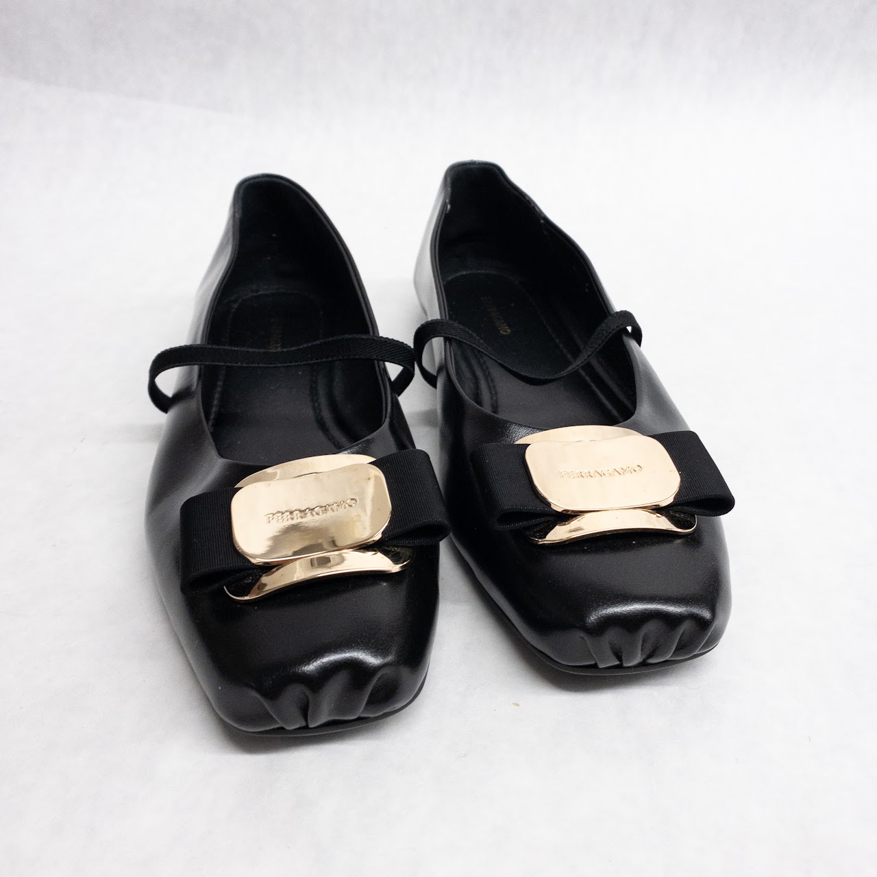 Salvatore Ferragamo Lina Leather Ballet Flats