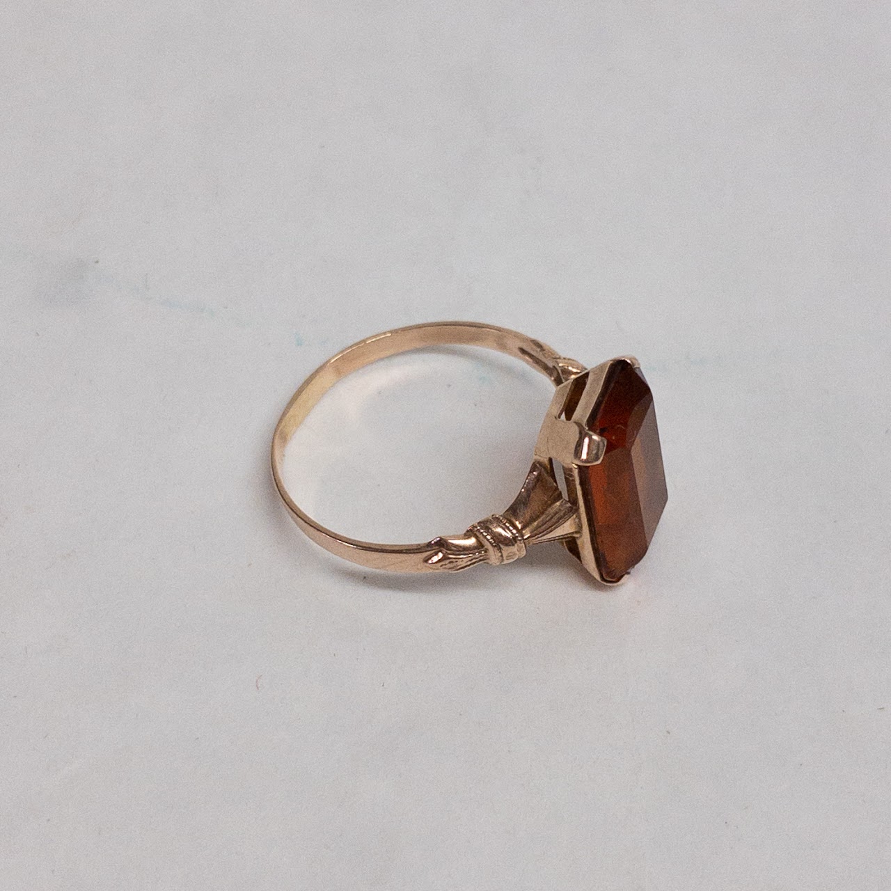 10K Gold and Orange Glass Ring