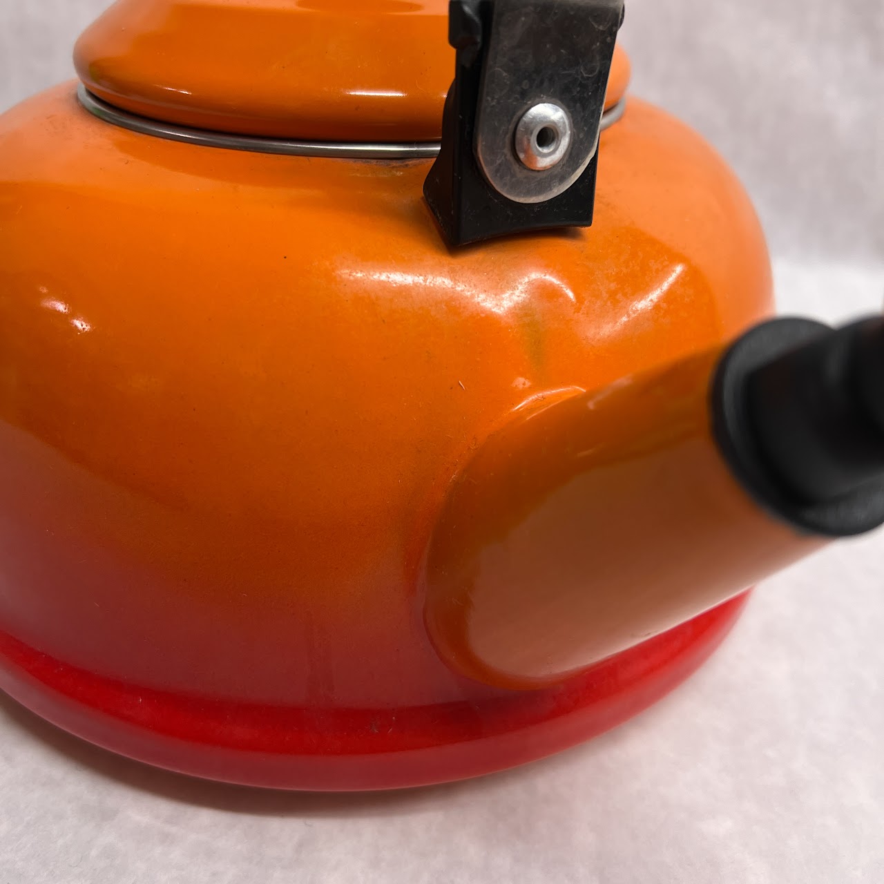 Le Creuset Whistling 1.6L Kettle