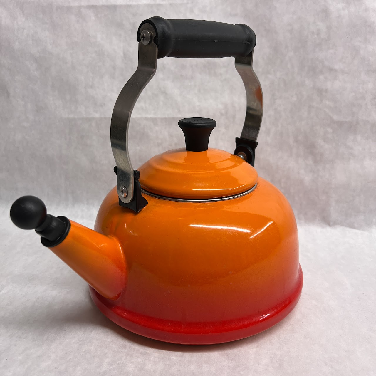 Le Creuset Whistling 1.6L Kettle