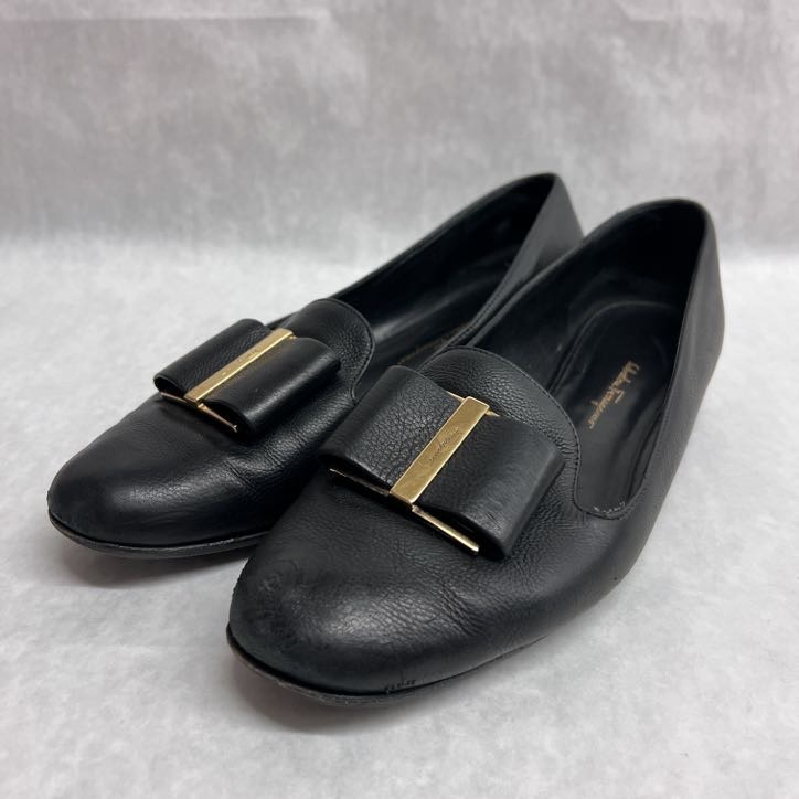 Salvatore Ferragamo Sarno Leather Loafers