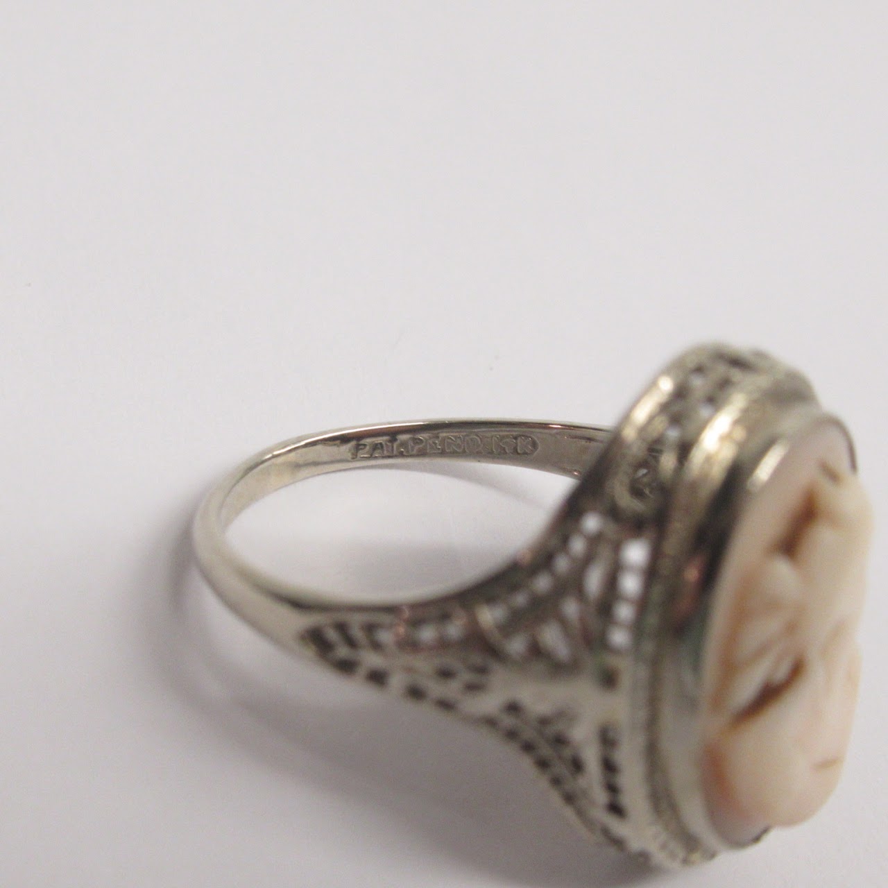 14K White Gold Cameo Ring