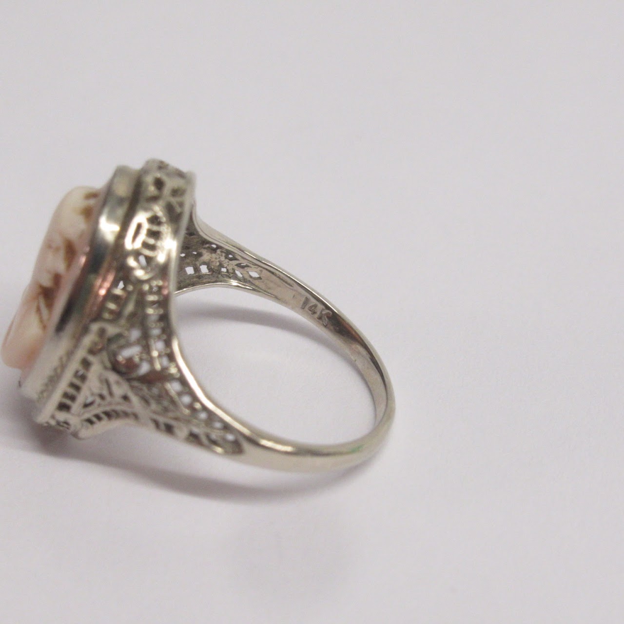 14K White Gold Cameo Ring