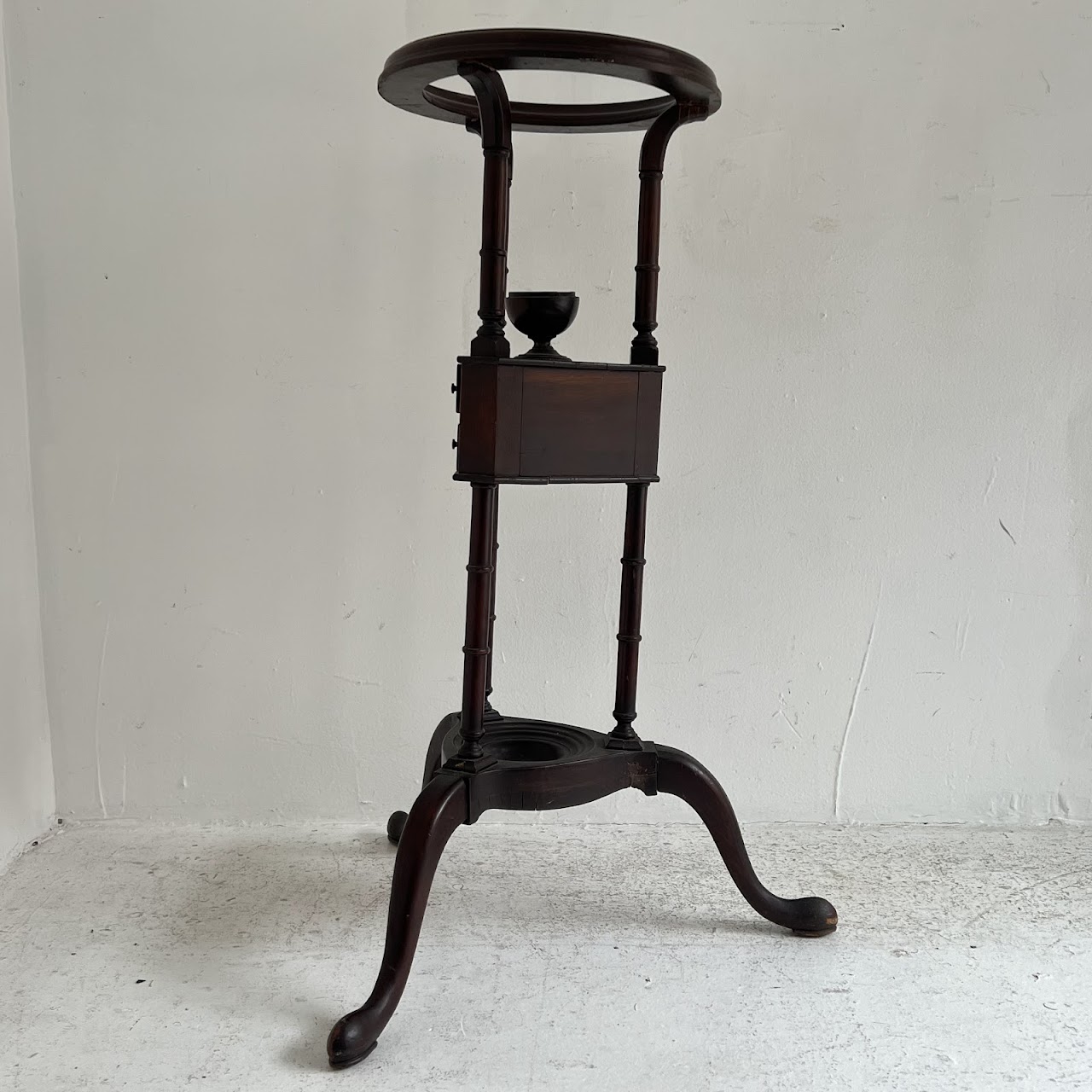 18th C. Georgian Mahogany Wig Stand