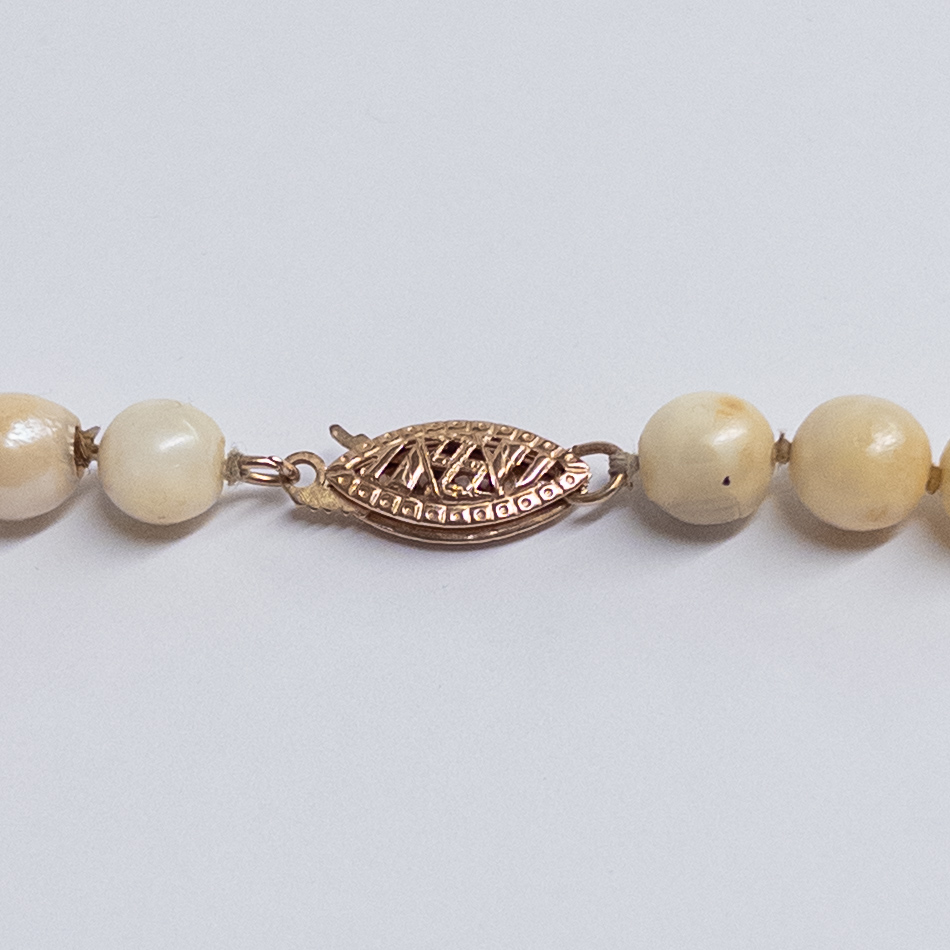 14K Gold Clasp Pearl Necklace