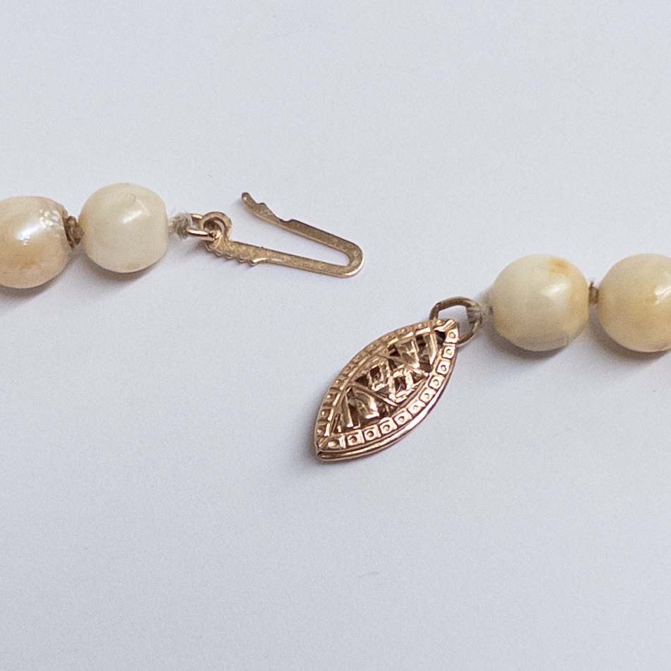 14K Gold Clasp Pearl Necklace