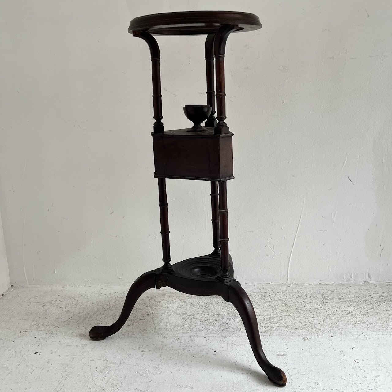 18th C. Georgian Mahogany Wig Stand