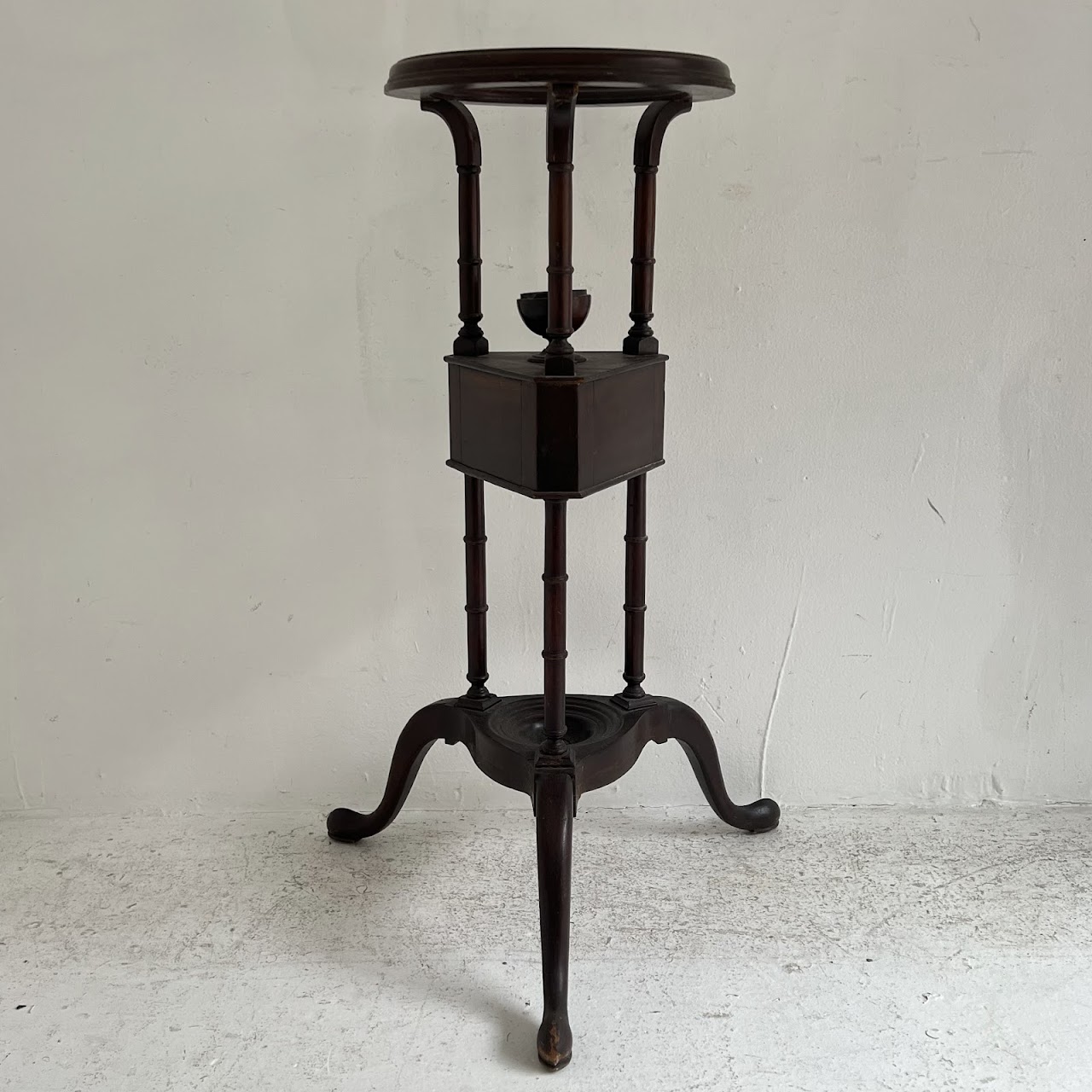 18th C. Georgian Mahogany Wig Stand