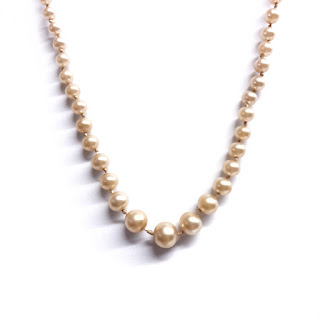 10K Gold Clasp Faux Pearl Necklace AS IS