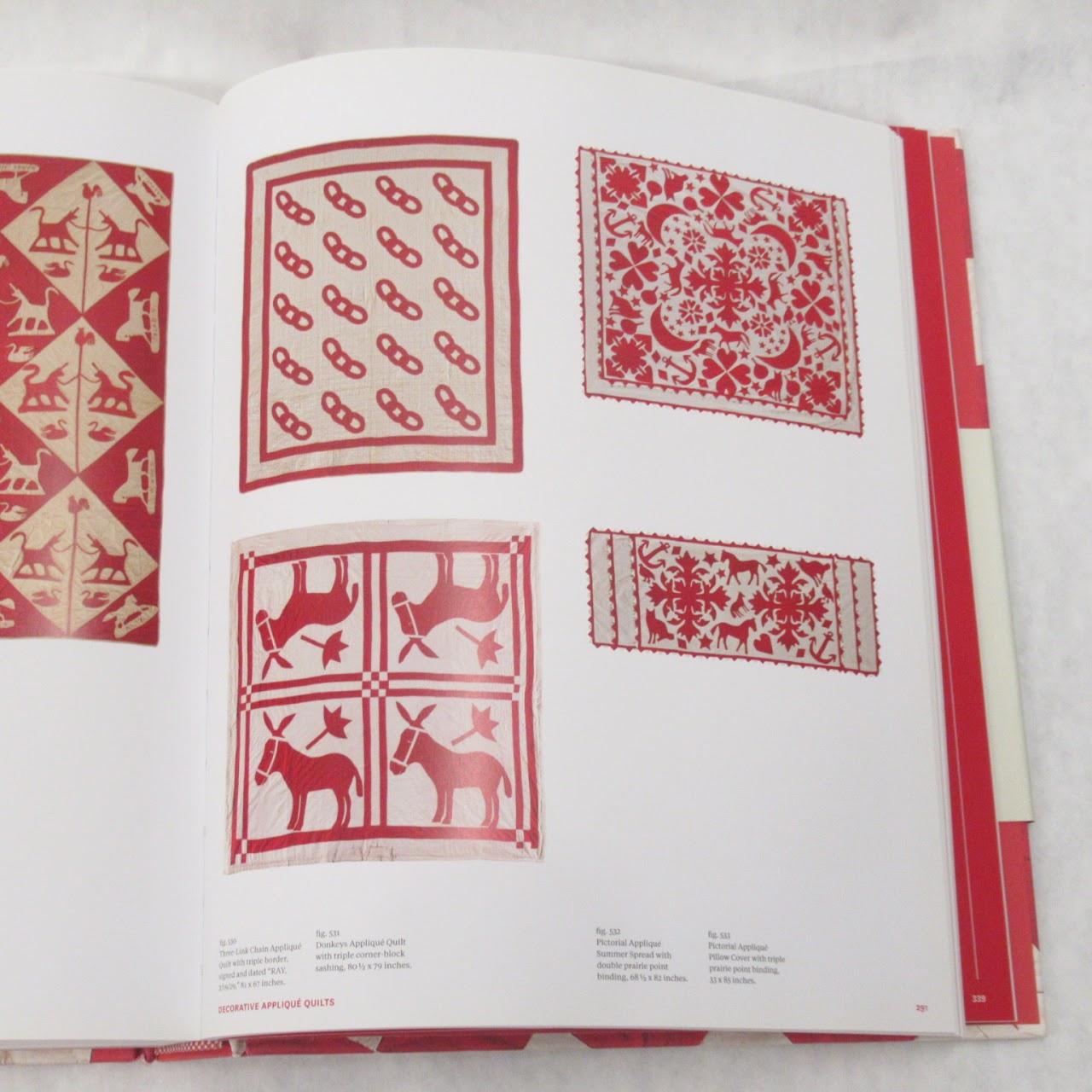 'Red & White Quilts' Book