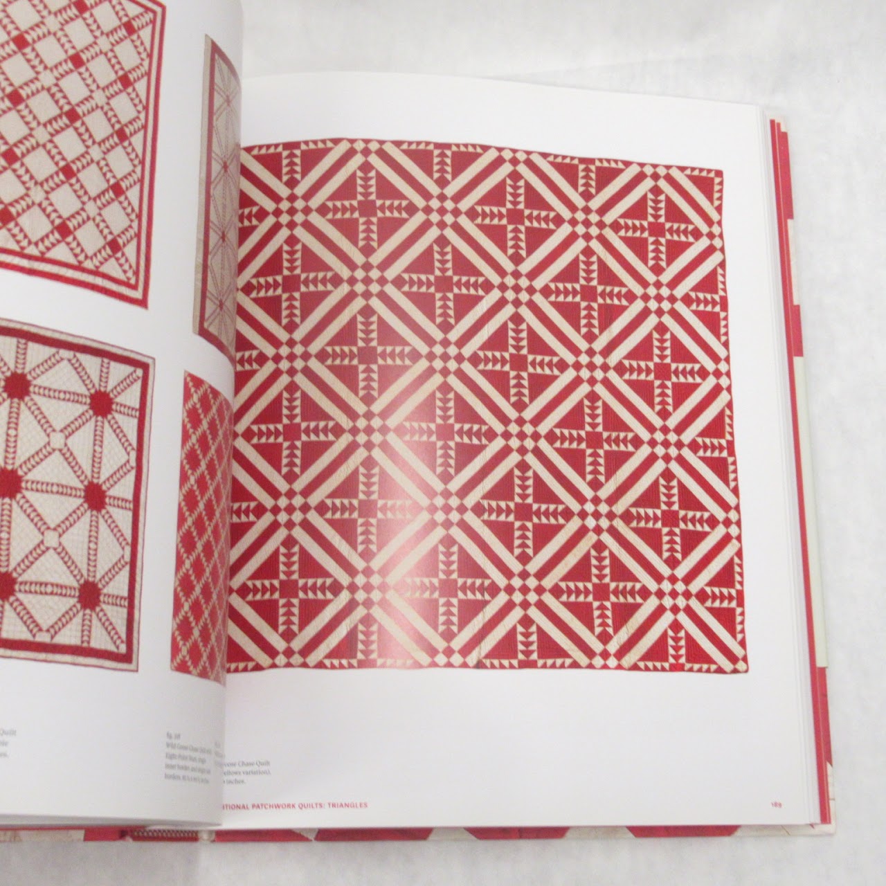 'Red & White Quilts' Book