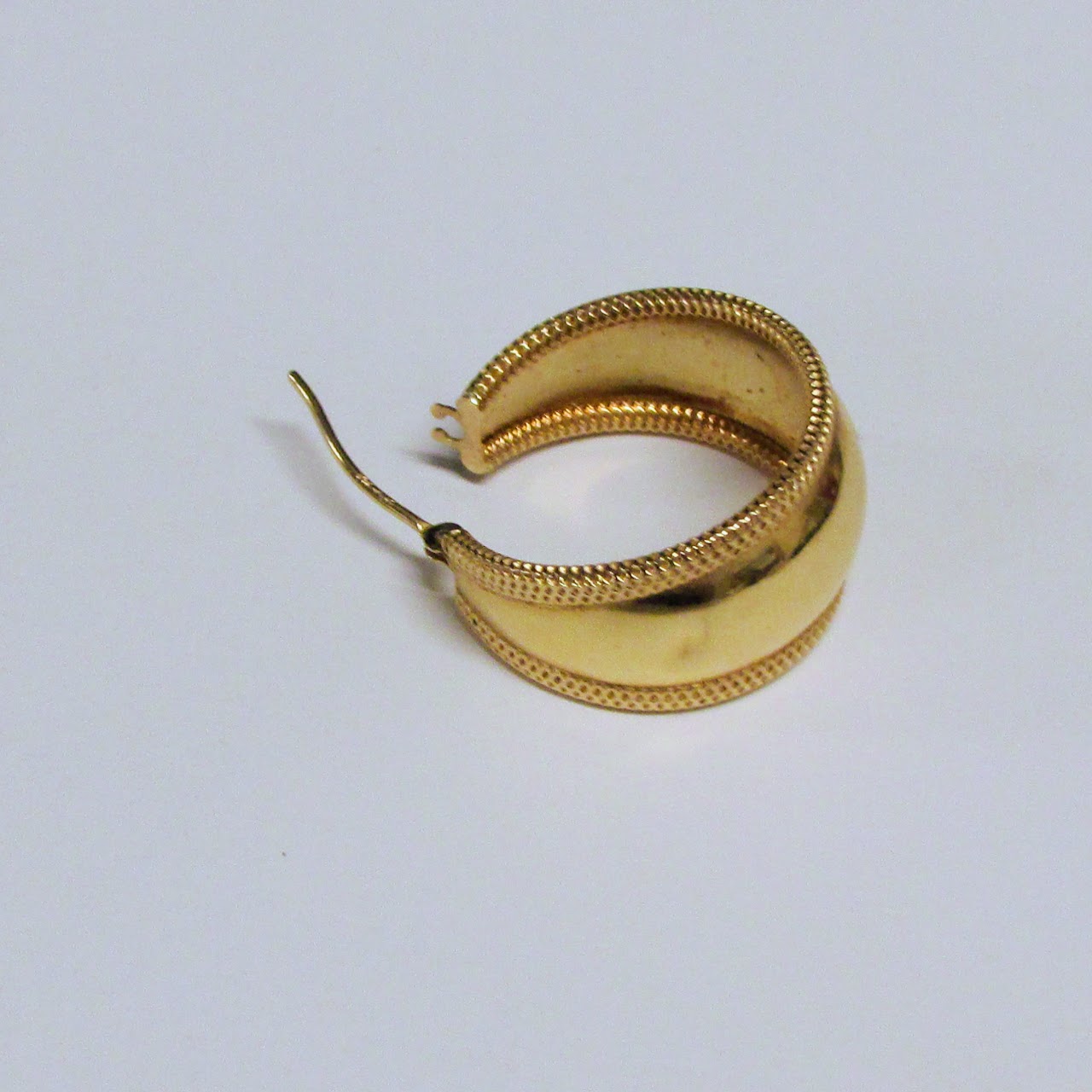 14K Gold Tapered Ribbon Pierced Earrings