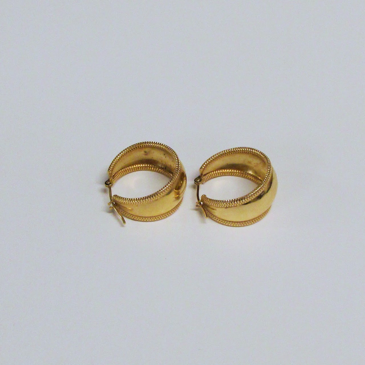 14K Gold Tapered Ribbon Pierced Earrings