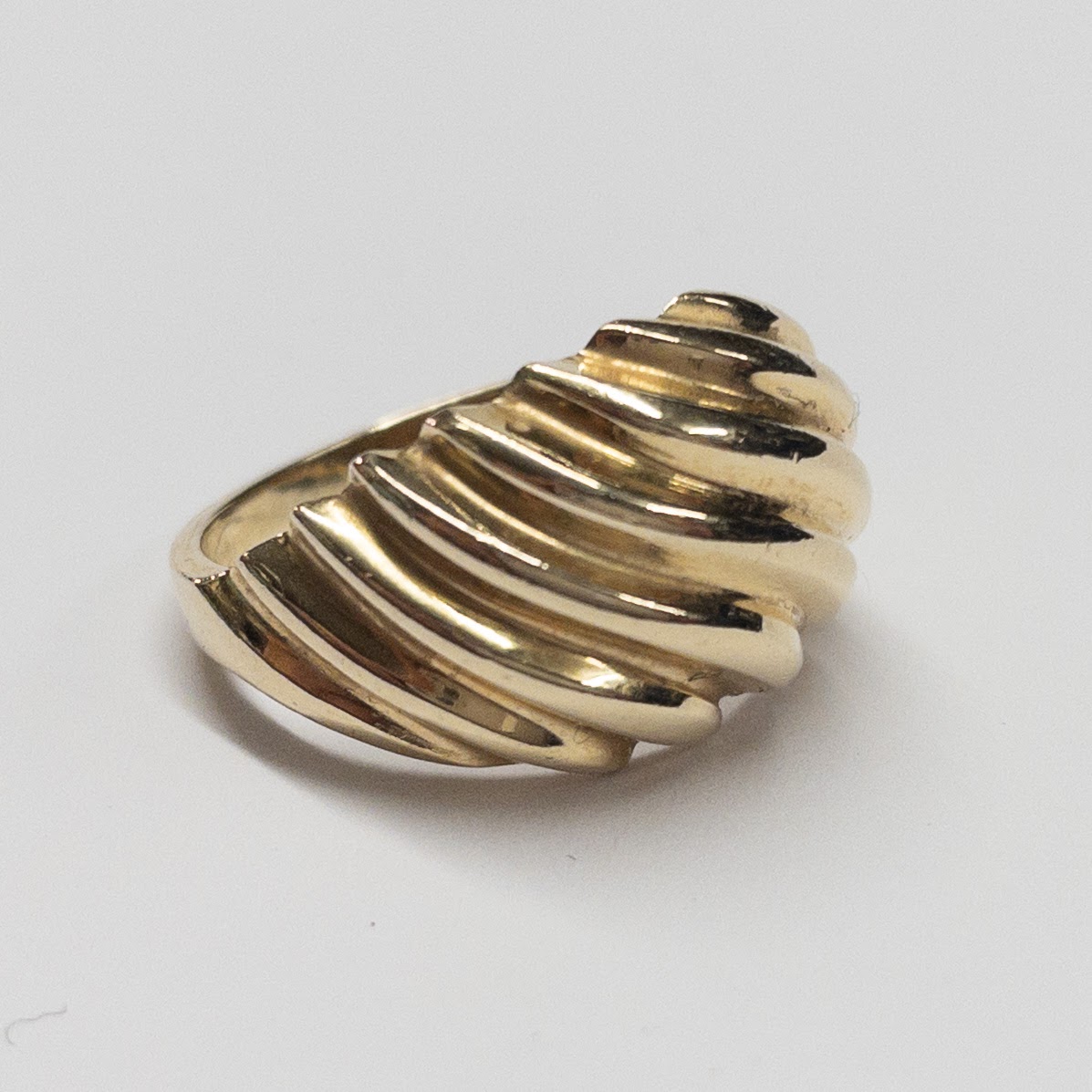 14K Gold Shrimp Ring