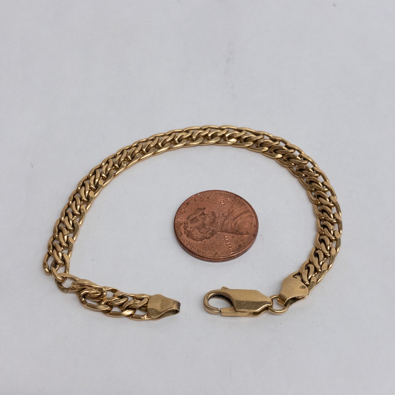 18K Gold Flat Link Bracelet NEEDS REPAIR