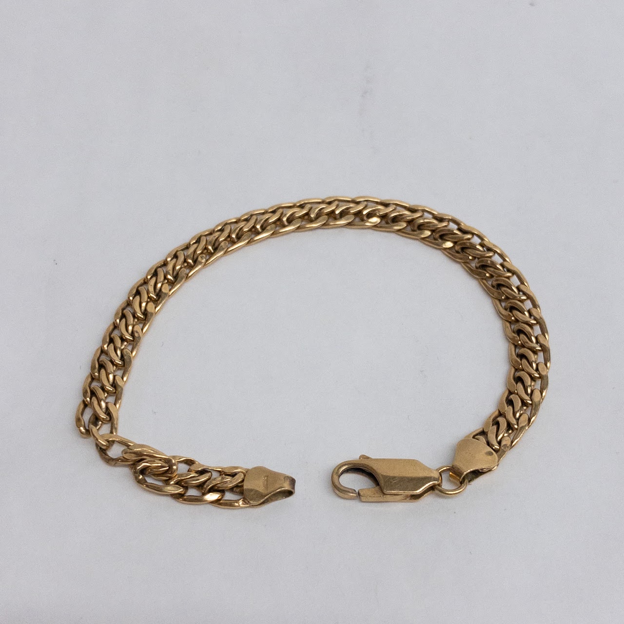 18K Gold Flat Link Bracelet NEEDS REPAIR