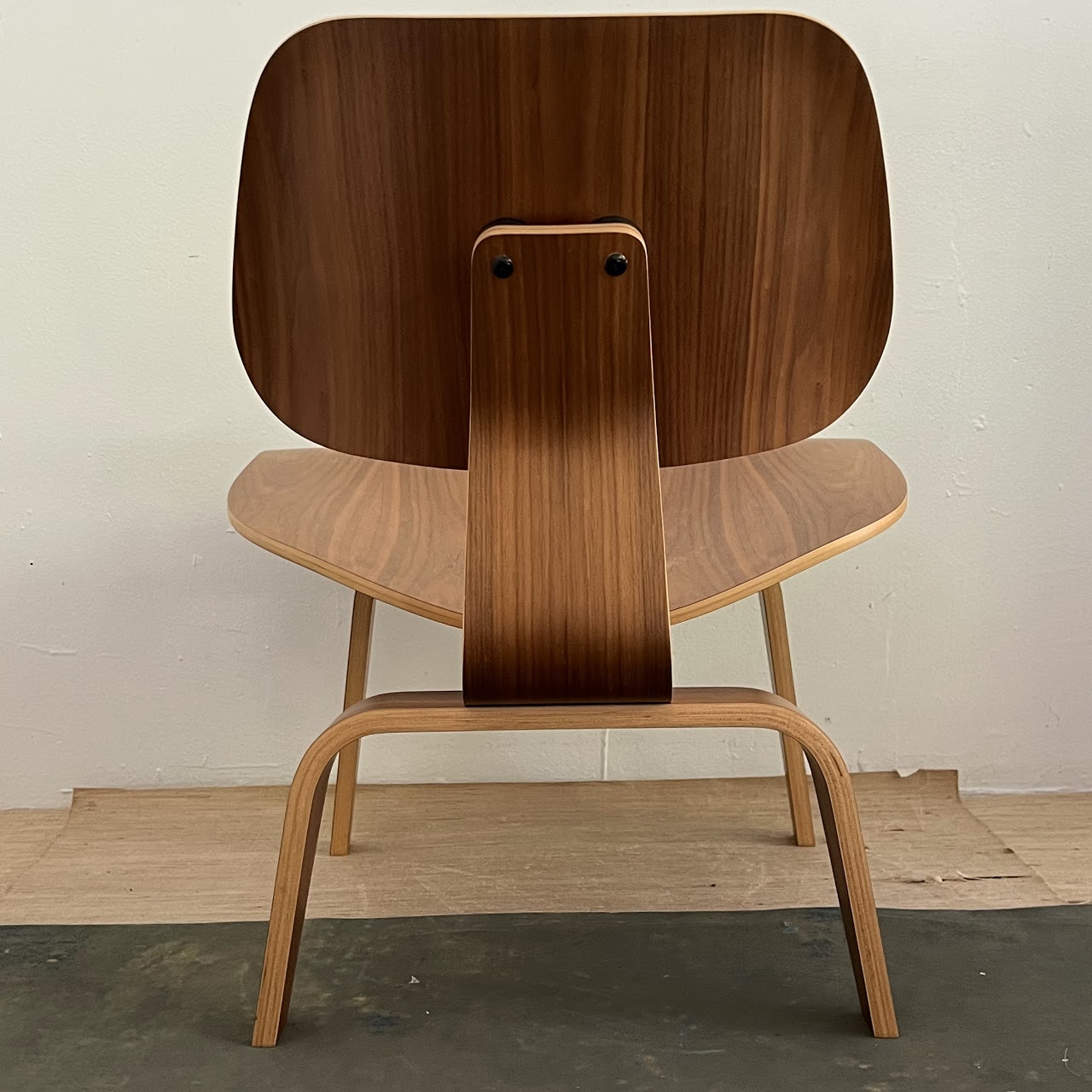 Herman Miller Eames Molded Plywood LCW Chair