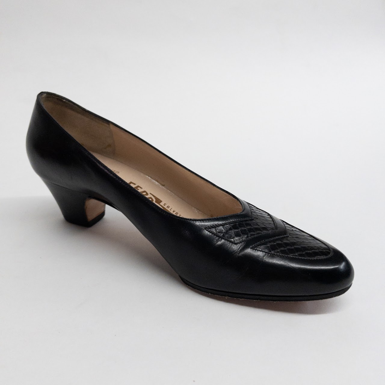 Salvatore Ferragamo Intero Low Heel Pumps