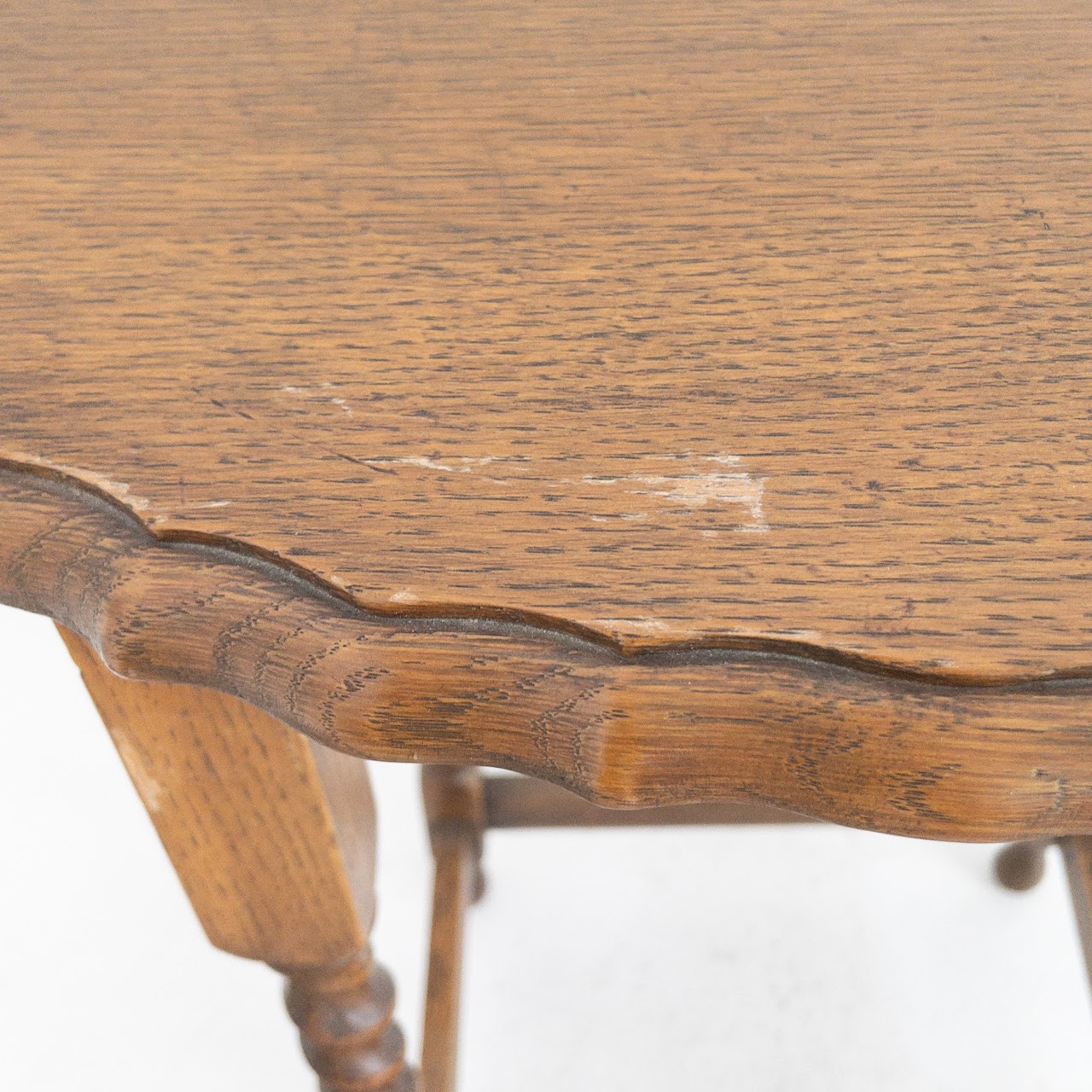 Oak Turned Leg Accent Table