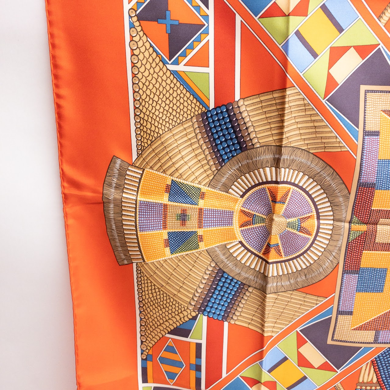 Hermès MINT 'l'Art Indien des Plaines' Silk Scarf 90