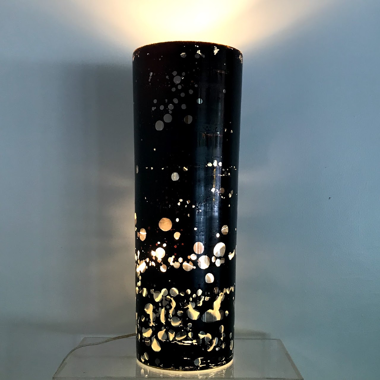 Abstract Glass Hurricane Table Lamp