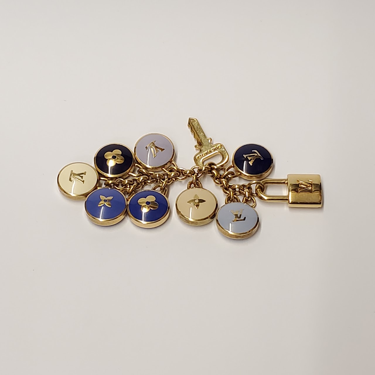 Louis Vuitton Metal Enamel Pastilles Key Ring Holder Blue