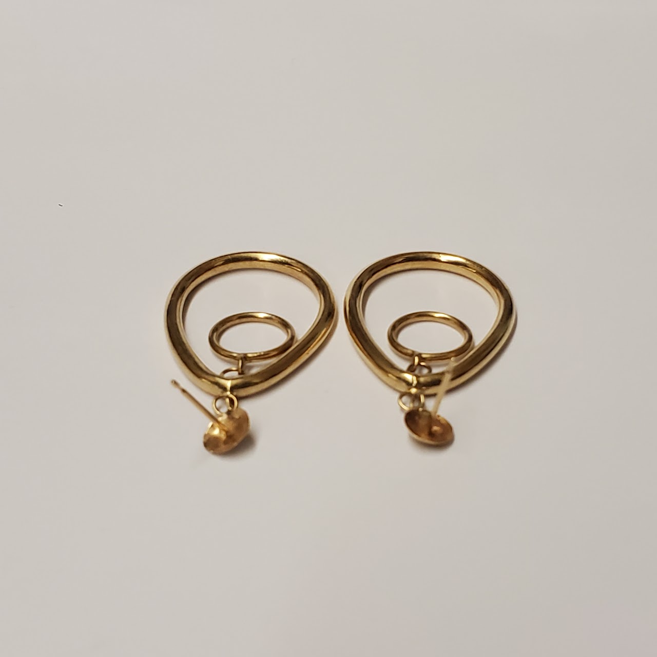 14K Gold Teardrop Open Hoop Earrings NEED REPAIR