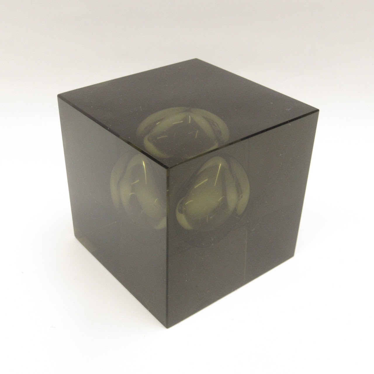 Kagami Crystal Cube Paperweight