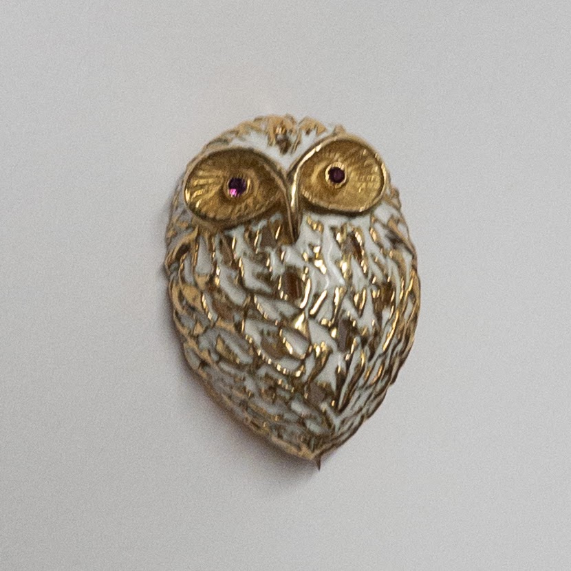 18K Gold & Enamel Owl Brooch