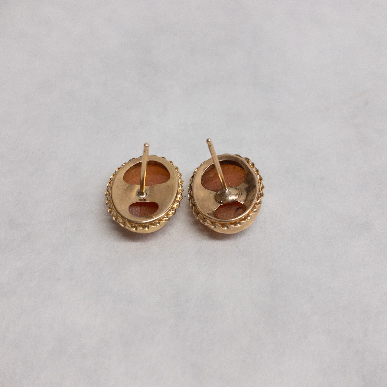 14K Gold Cameo Earrings