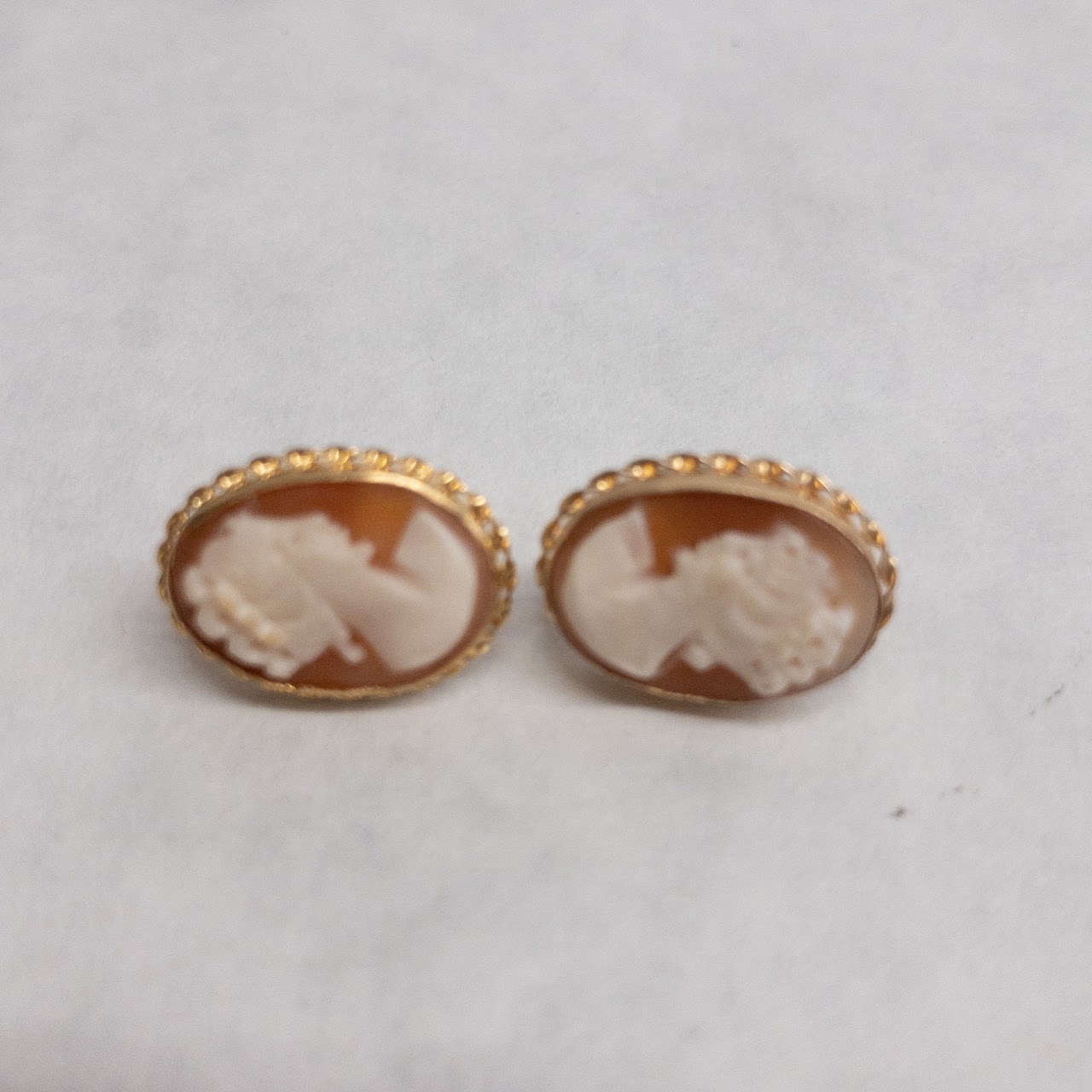 14K Gold Cameo Earrings