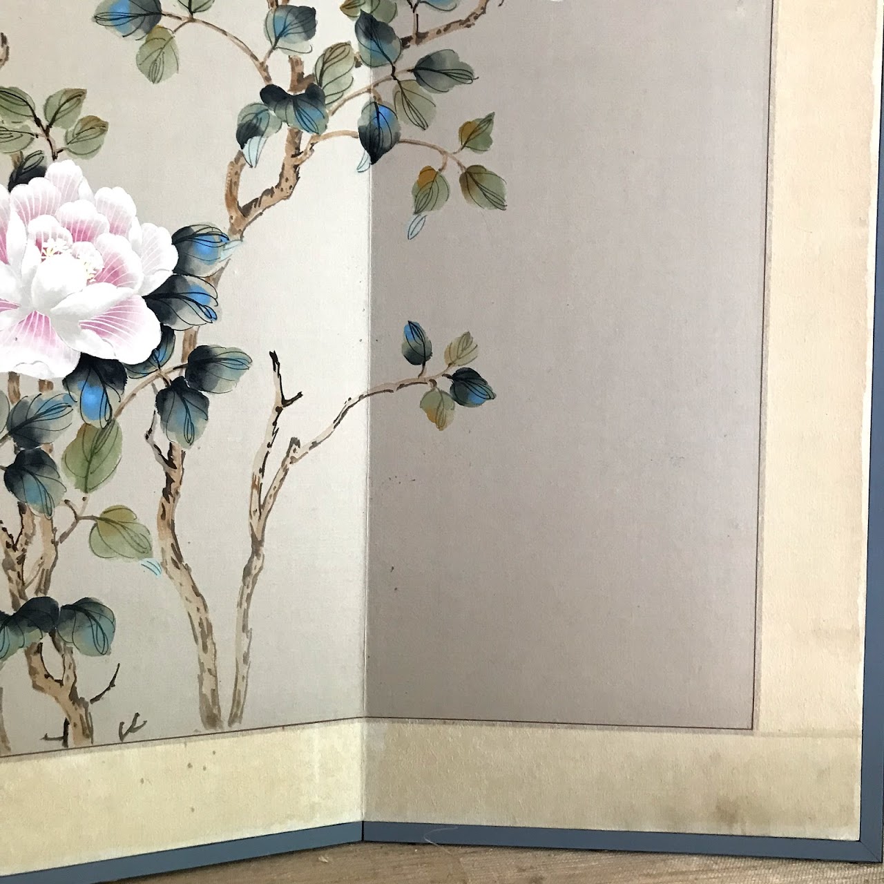 Chinese Painted Silk Folding Screen