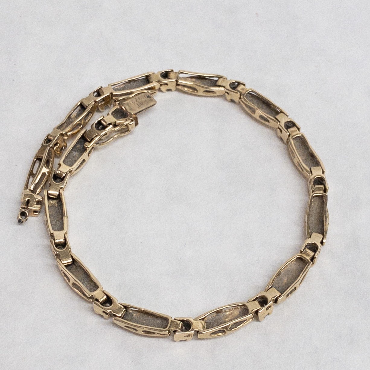 14K Gold and Diamond DAMAGED Bracelet