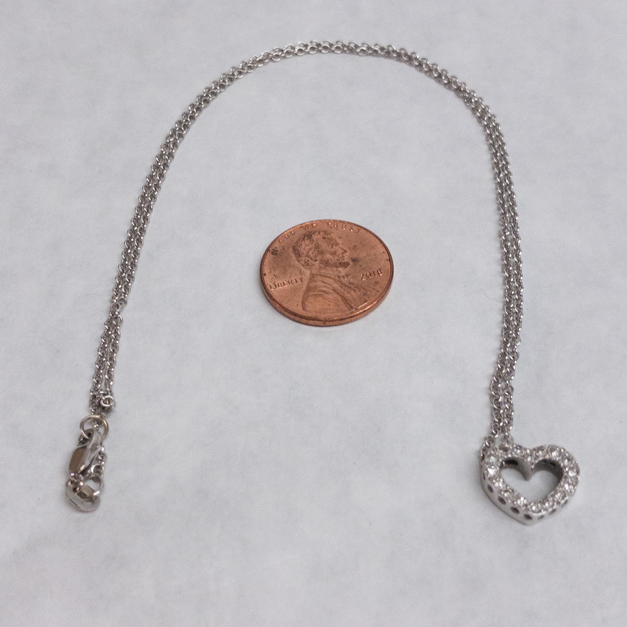 14K White Gold Diamond Heart Pendant