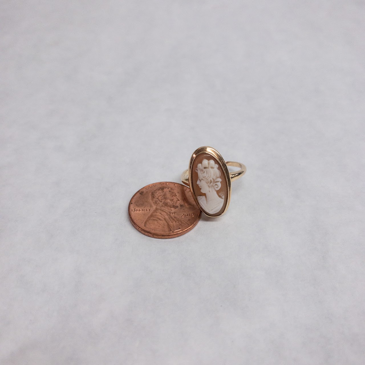 10K Gold Cameo Ring