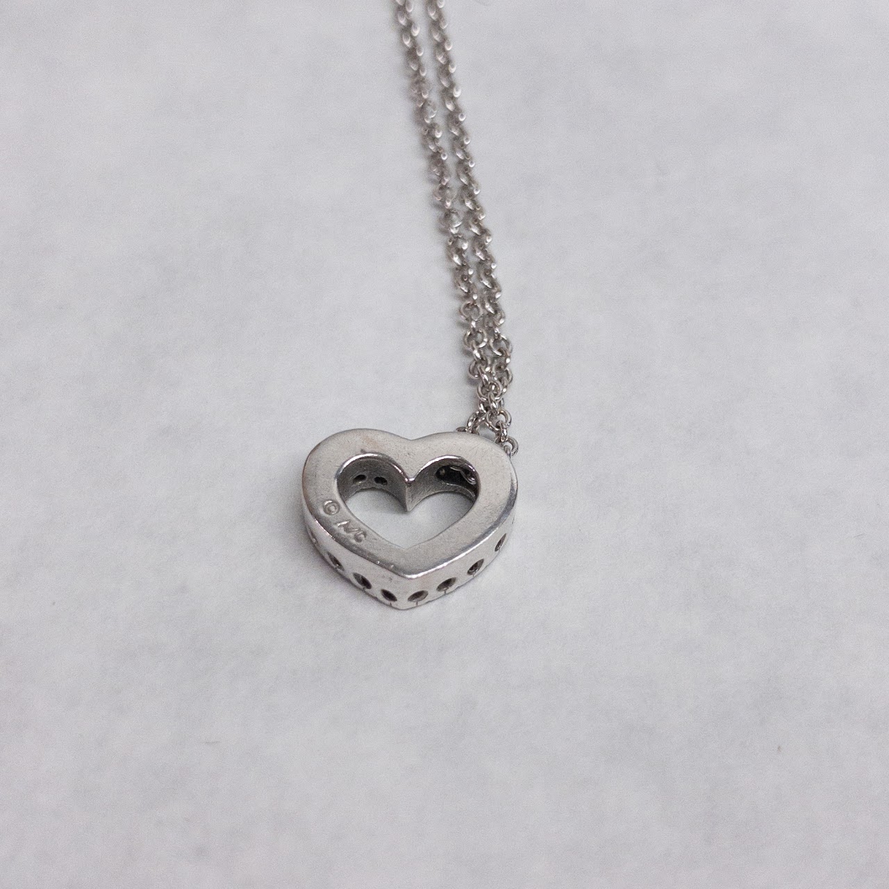 14K White Gold Diamond Heart Pendant