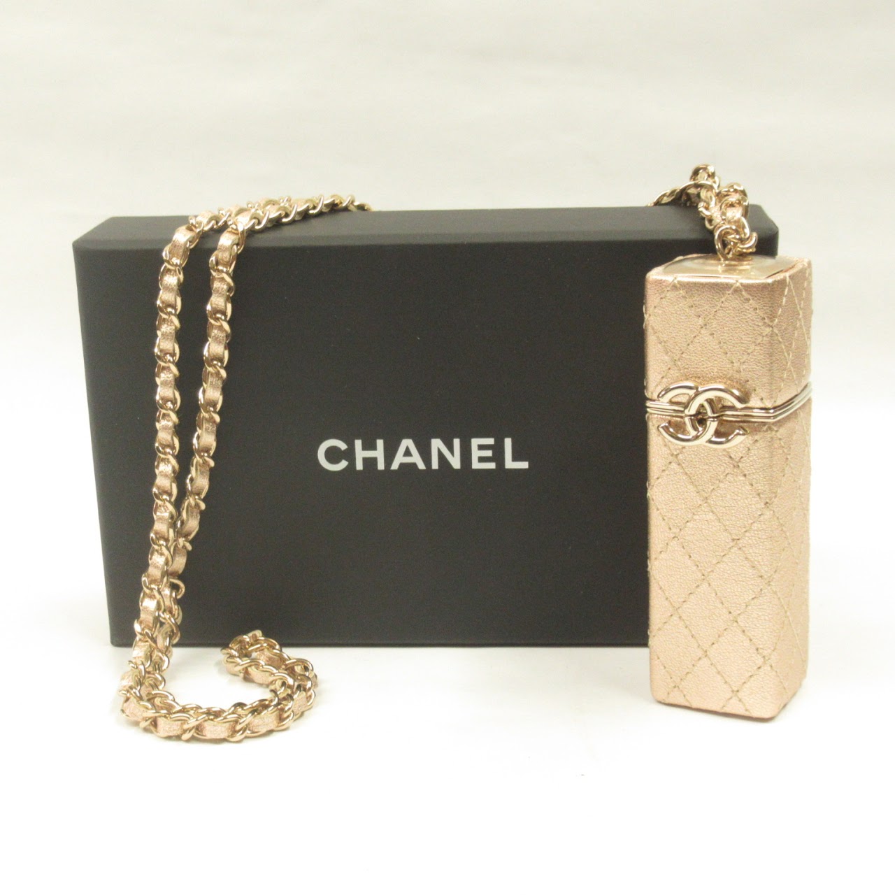 Red tendre Chanel Rouge Coco Pen Case Pouch, tendre chanel pre owned cc  embellished chain link necklace item